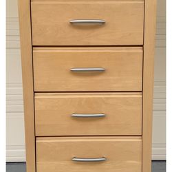 BARONET Tallboy Dresser • Immaculate; Solid Canadian Maple; 7 Drawers