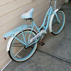 Schwinn Cruiser Bike