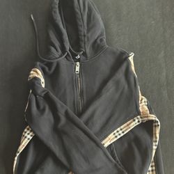 Burberry Men’s Black Zip-Up Hoodie – Large – Good Condition