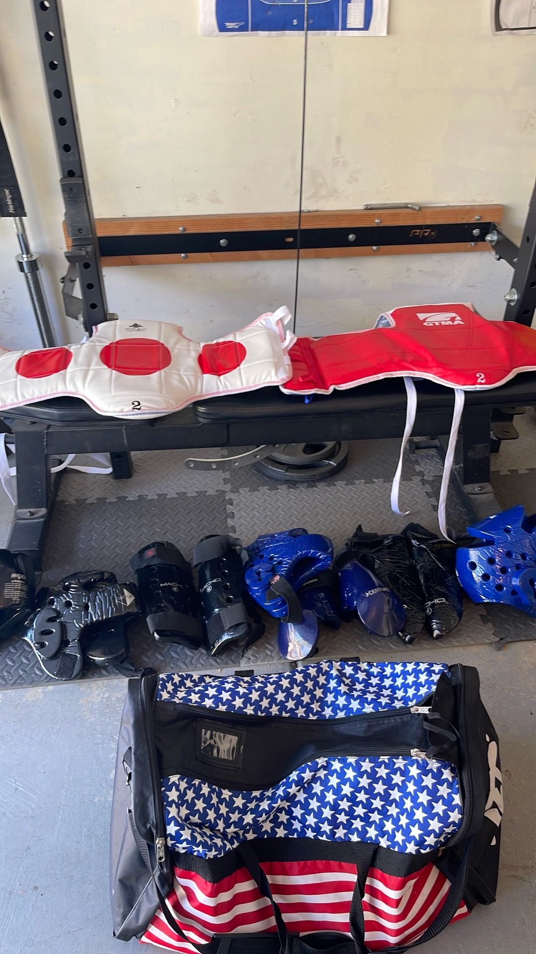 Taekwondo sparring gear for kids