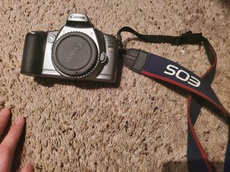 Canon EOS Gii camera