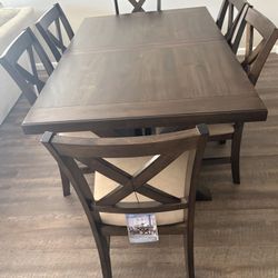 7-Piece dining set (Table + 6 Chairs) In Excellent Condition - Walnut Finish, Extendable Leaf - Price Negotiable