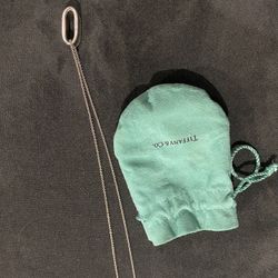 Tiffany’s 1837 Silver Oval Pendant Necklace