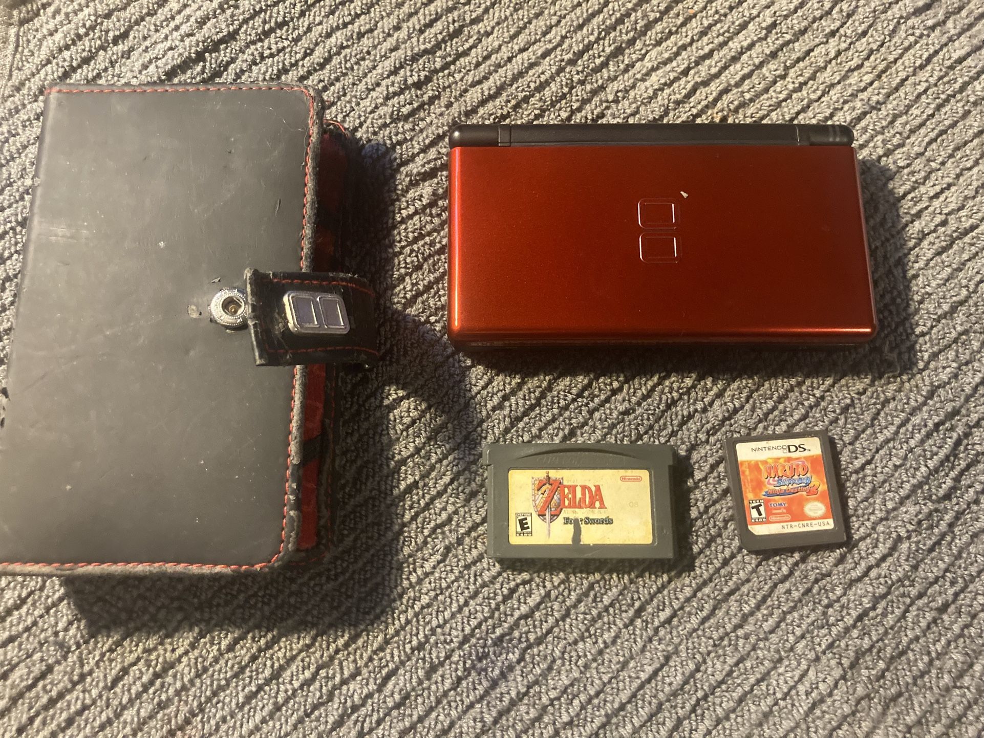 Nintendo DS Lite (red)