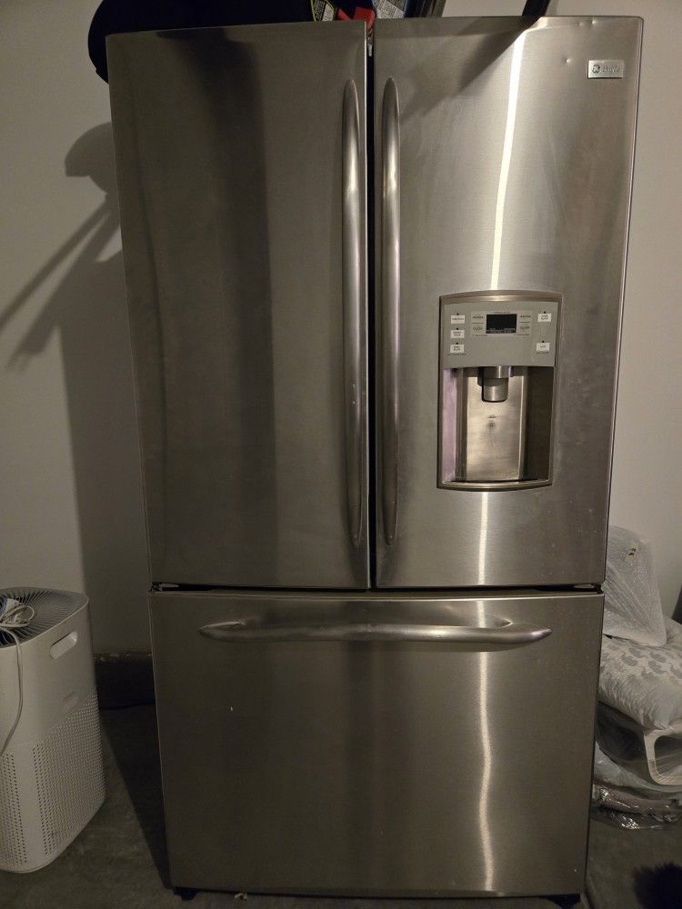 Refrigerator