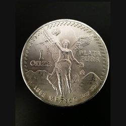 1982 Mexico  1 oz  .999  Fine Silver 