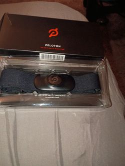 PELOTON HEART RATE MONITOR
