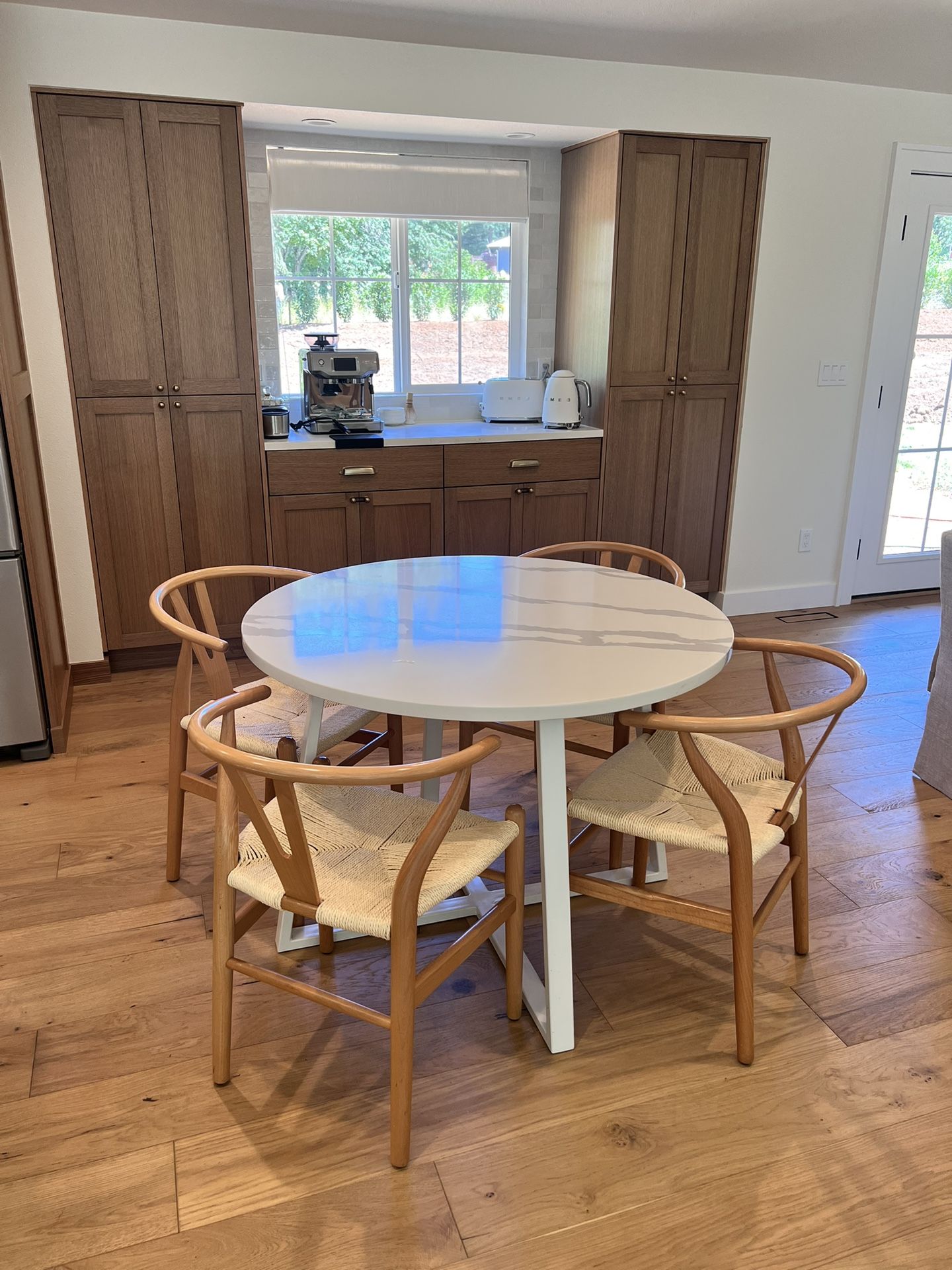 Dining Table Set
