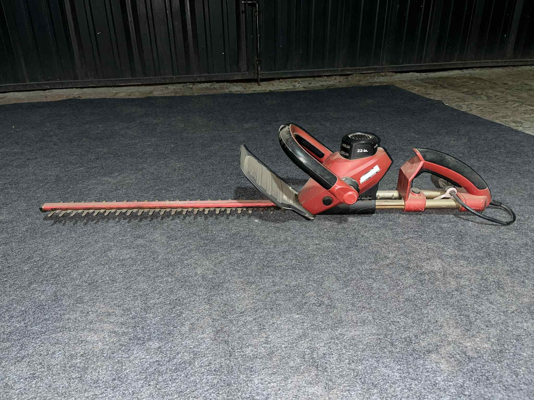 Craftsman Electric Plug-in 22” Hedge Trimmer
