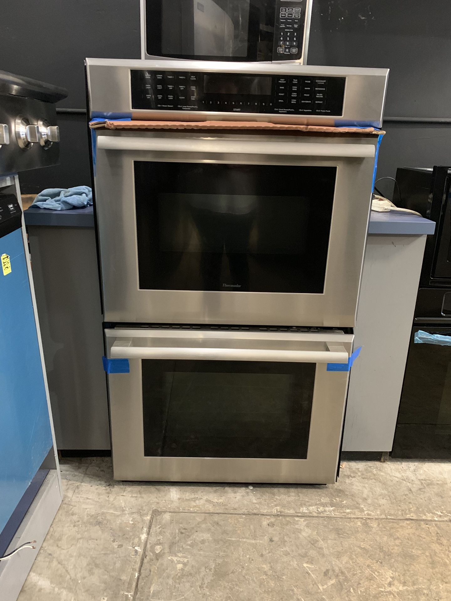 THERMADOR 30” DOUBLE OVEN