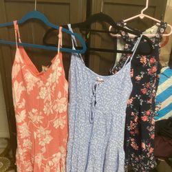  Xs Dress Bundle. Lulus. Macys. And Garage. See My Page For More 