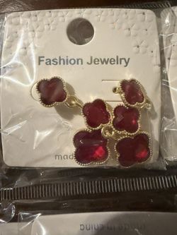 Clover Earrings 5.00 Each 