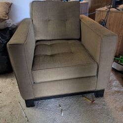 Three-Piece living room sofa set Brown