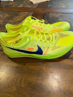 Nike xzoom track shoes