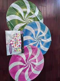 4 Mylar foil Balloons 