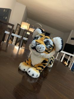 FurReal Roarin Tyler 