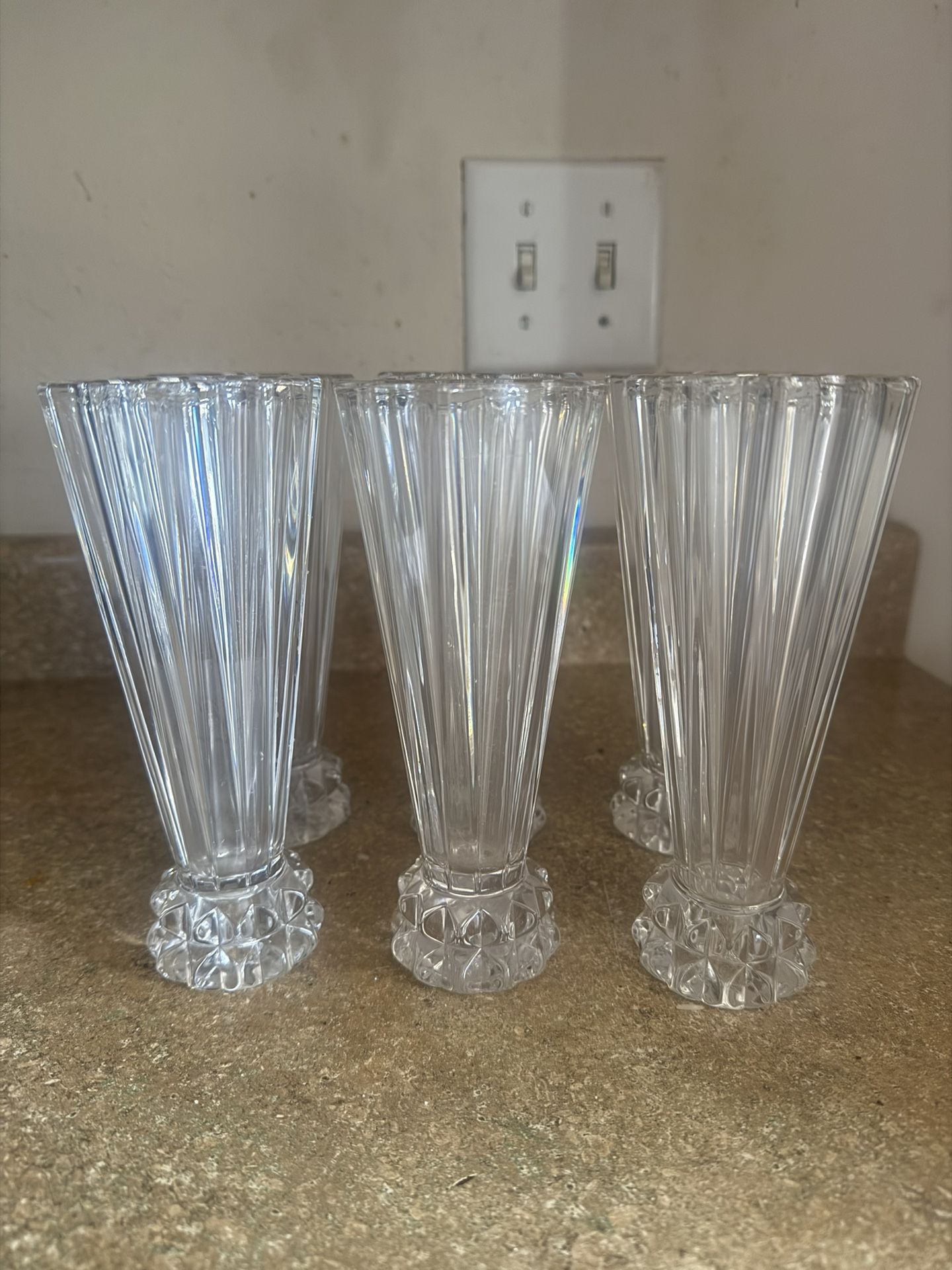 Milkshake glasses, vintage soda glasses, classic glass ice cream fountain, clear,