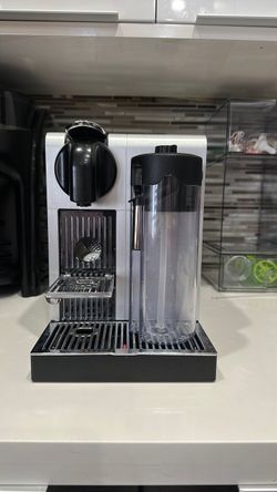 Coffee machine nespresso DeLonghi