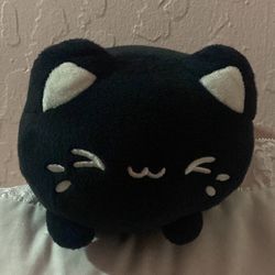 Aurora Black Round Kitty Plush