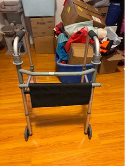 Adult walker