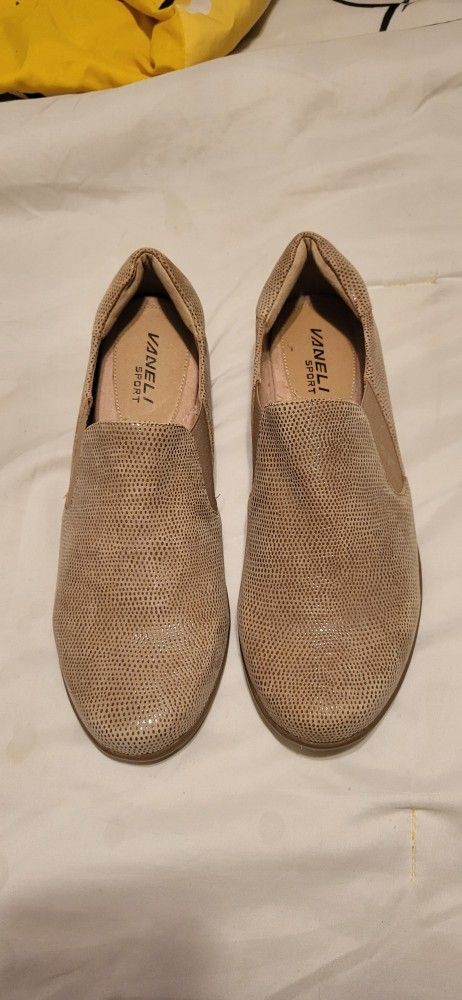 Brand New VANELI Slip-on Shoes
