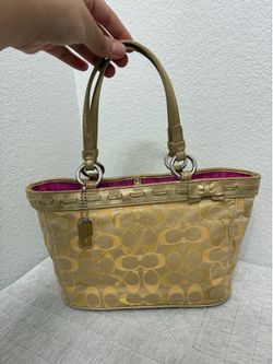 💖Rare Y2K Coach Gold Bowed Tote with Pink Interior💖
