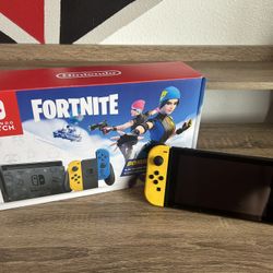  Fortnite Wildcat Bundle Nintendo Switch 