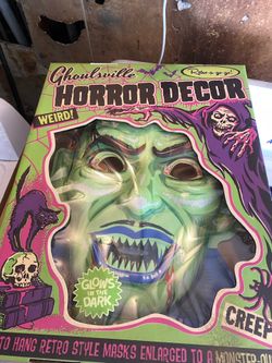 Ghoulsville Horror Decor
