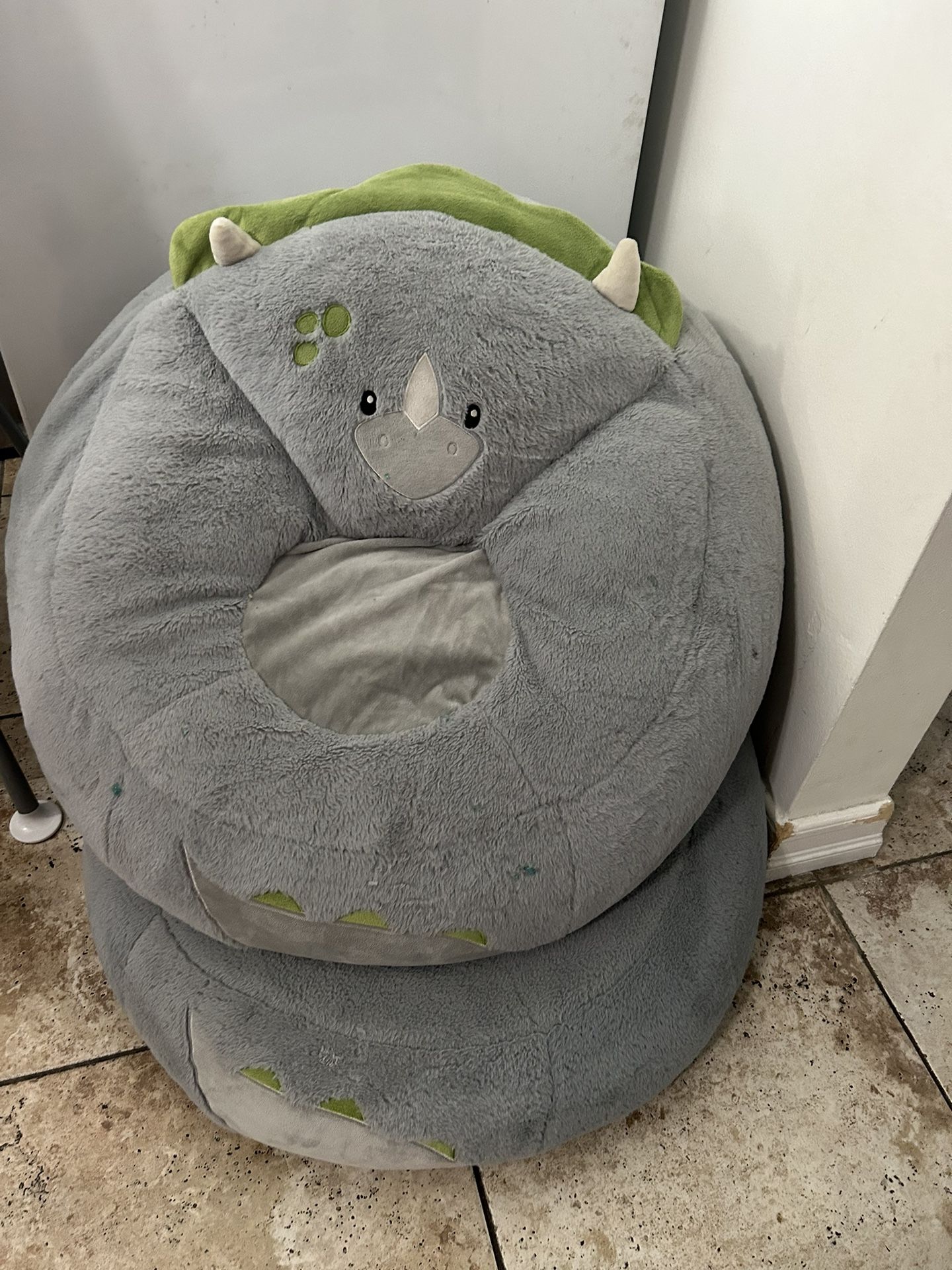 2 Bean Bag Chairs