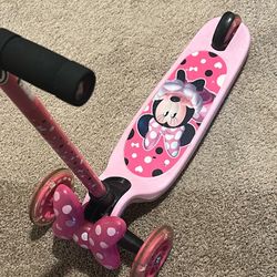 Minnie Scooter 