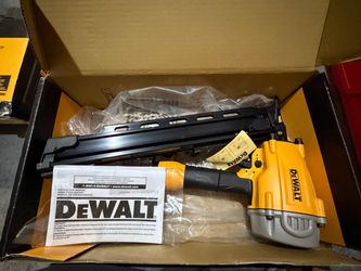 DeWalt 21-degree plastic round head framing nailer