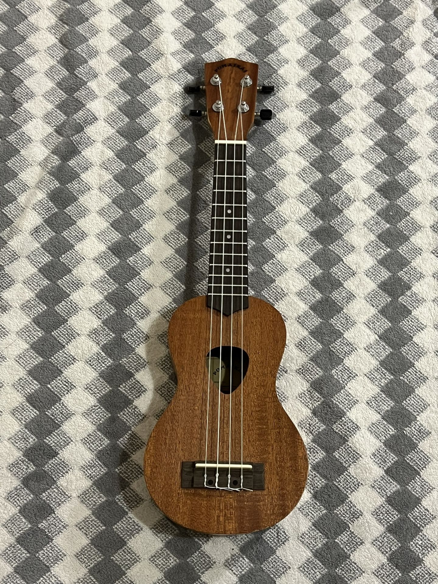 SOPRANO UKULELE