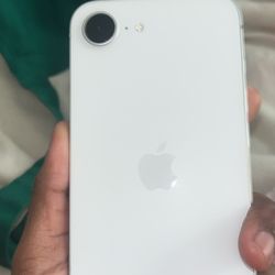 iPhone 16e white 128 gb