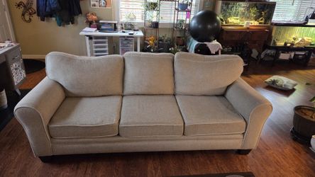 Free Couch!