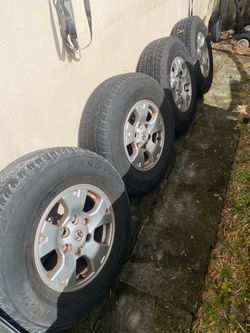 2014 Toyota Tacoma Rims and Tires