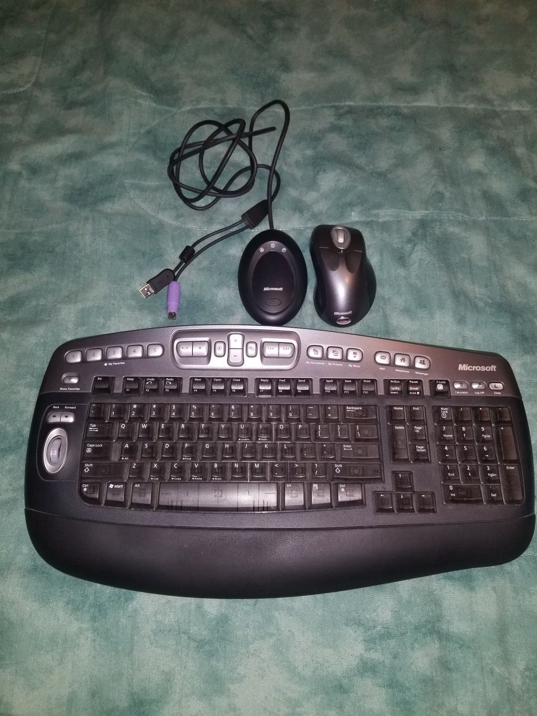 Microsoft Wireless Desktop ELite Keyboard and IntelliMouse