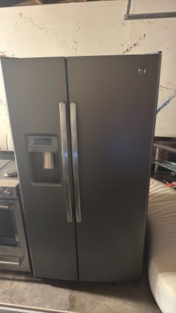 Stove and Fridge