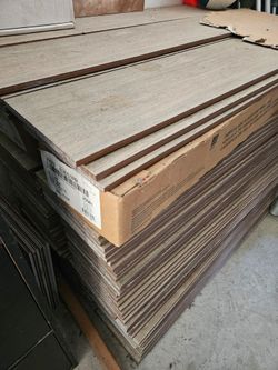 Tile wood like