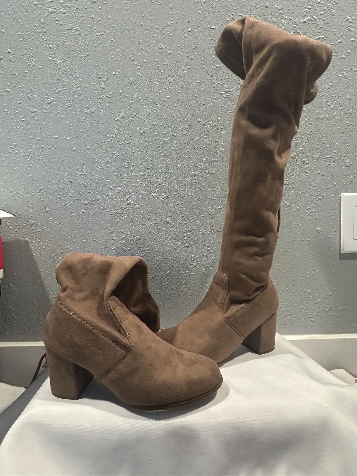 Casual Boots