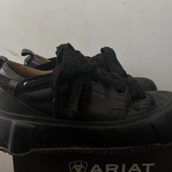 Valabasas Shoes
