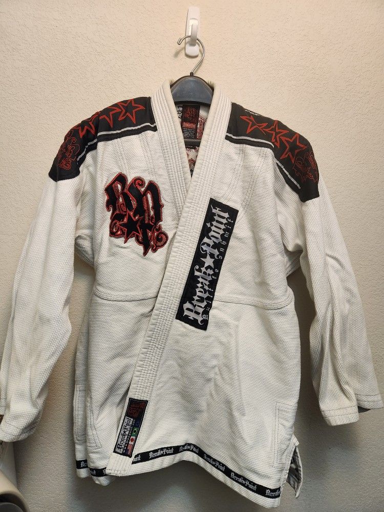 Breakpoint BJJ gi