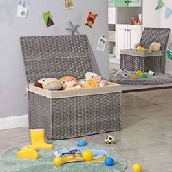 Storage Basket with Lid