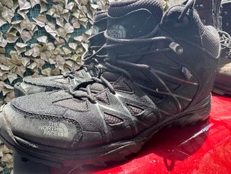 The North Face Storm Mid Waterproof Hiking Boots (Vibram Sole) – Men's Size 12