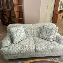 Padded Sofa With 4 Pillows Plus Chaise Lounge Chair