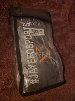 NEW CONDITION Jayefo Sports Kids 5-Piece Boxing Punching Bag Set