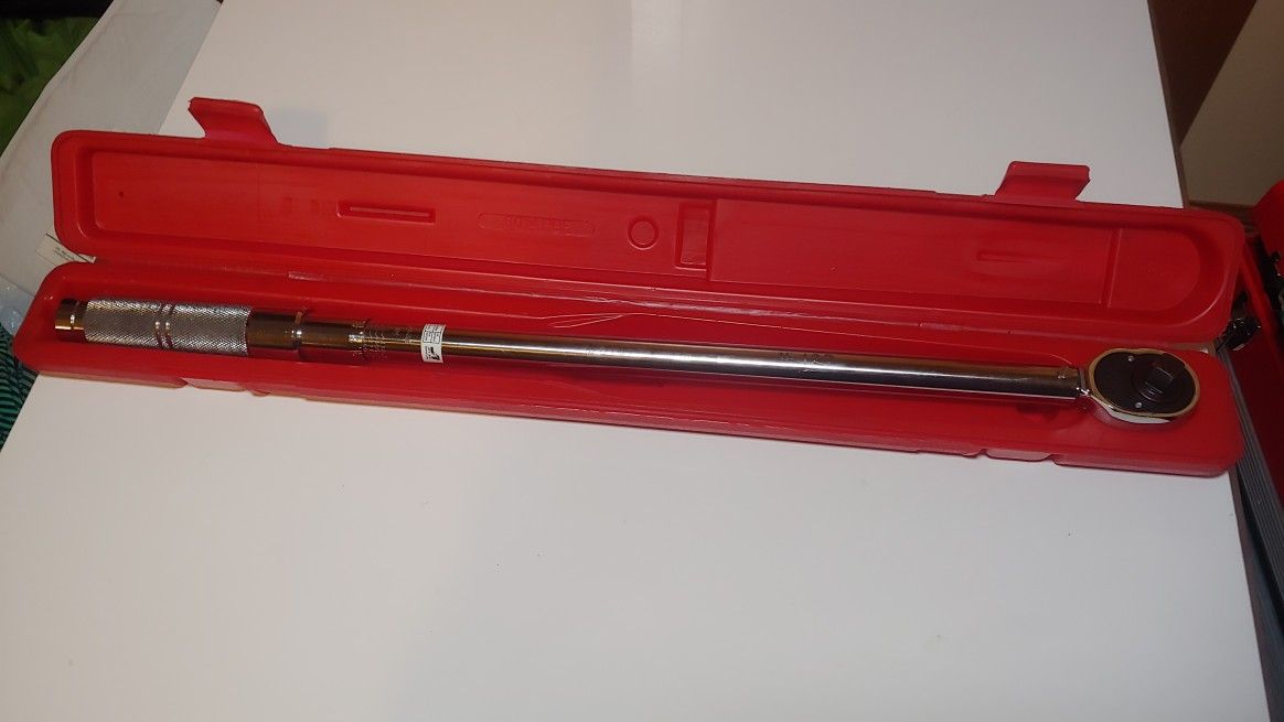 Proto J6014C 1/2 Drive 50-250lbs Ratcheting Head Micrometer Torque Wrench