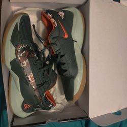Giannis Nike Freak 2. Size 12
