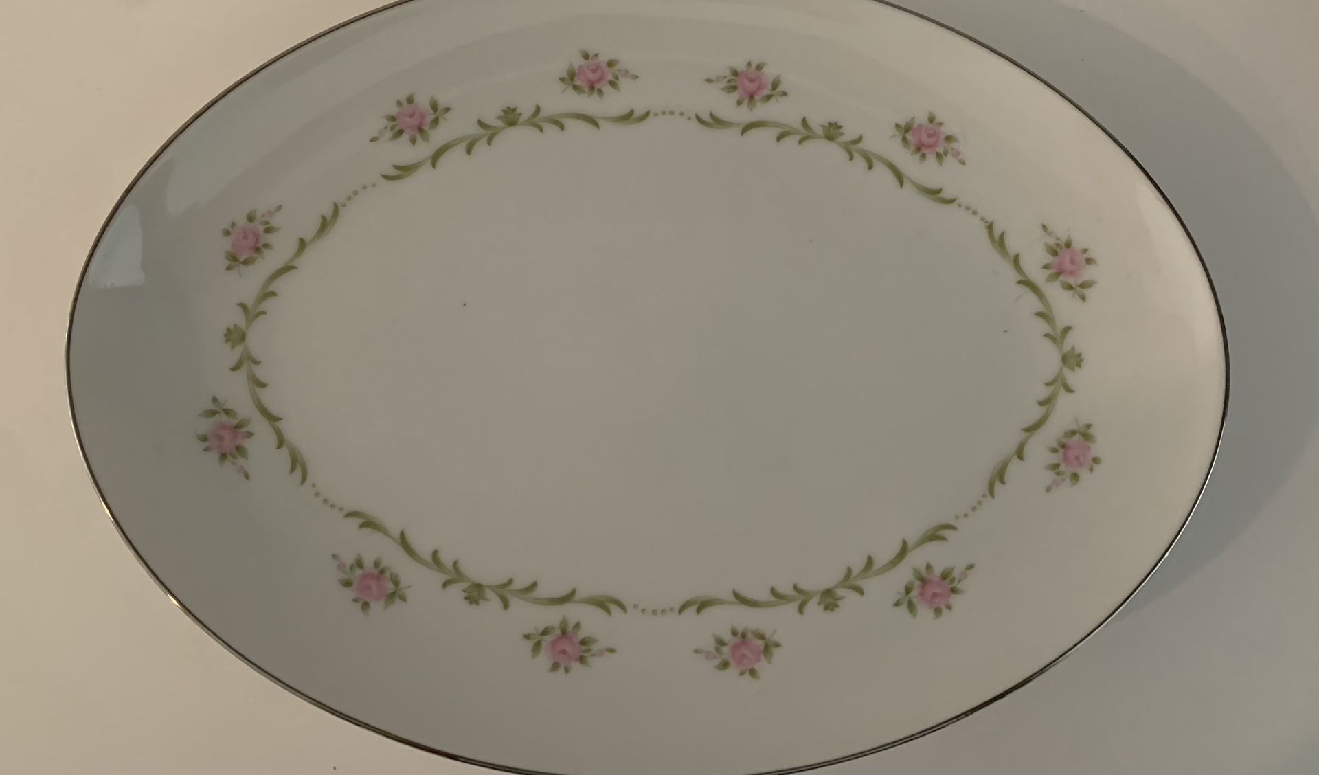 STYLE HOUSE FINE CHINA SERENADE Japan  14 Oval Serving Platter.  VINTAGE/COLLECT