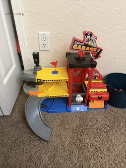 Mickey Mouse garage