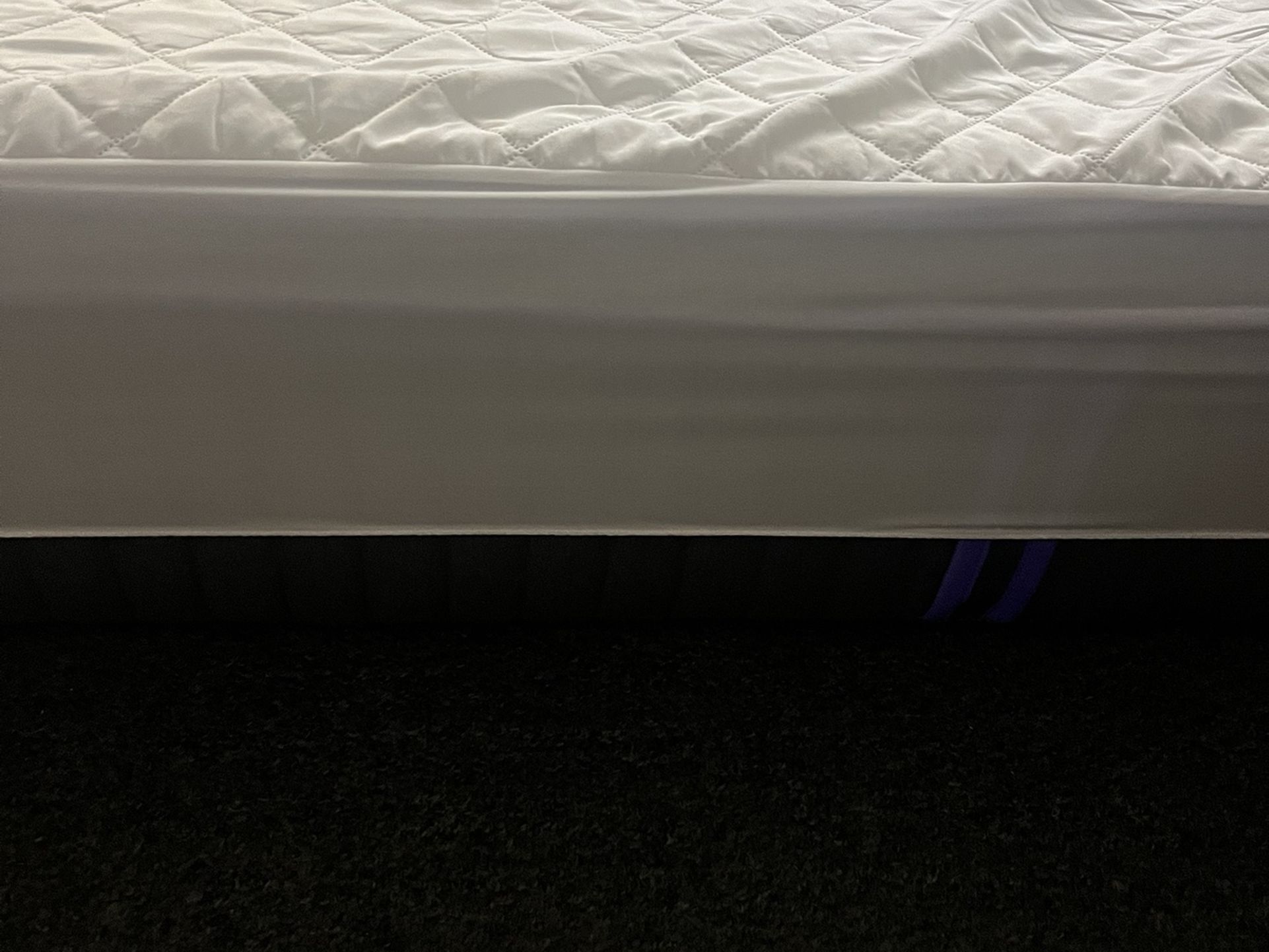 Nectar Hybrid Mattress – Twin XL – Excellent Condition!